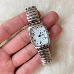 2000s vintage style square stainless steel quartz luxury watch